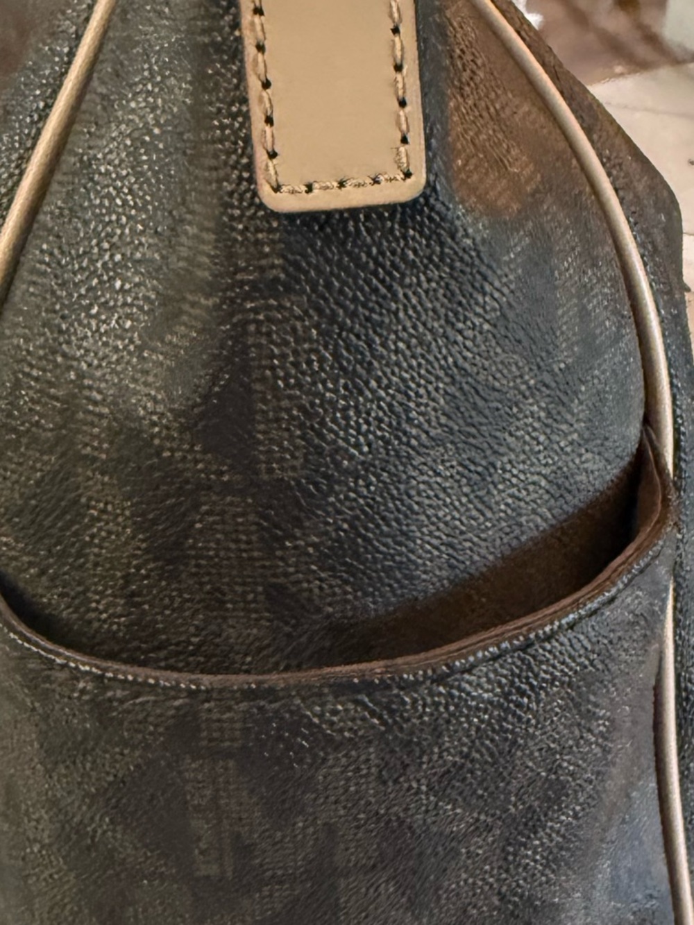 Michael Kors Brown Signature Logo Shoulder Bag with Tan Trim - Picture 2 of 8